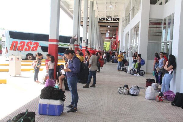 Diario HOY | Horarios liberados en Estación de Buses: esperan la mayor afluencia hoy