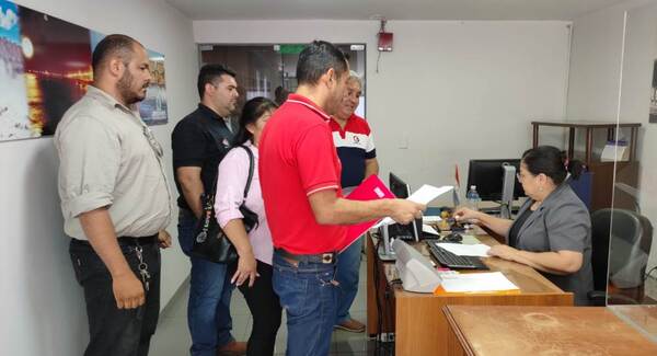 Sindicato de Copaco pide apoyo al presidente Abdo para levantar la empresa