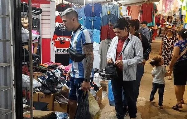 Comerciantes de Alberdi sienten un alivio económico - Economía - ABC Color