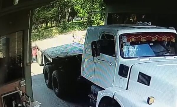Un hombre murió aplastado por su camión en Mariano Roque Alonso - Policiales - ABC Color