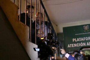Prisión preventiva por cuatro meses para líder opositor boliviano, Fernando Camacho - Mundo - ABC Color