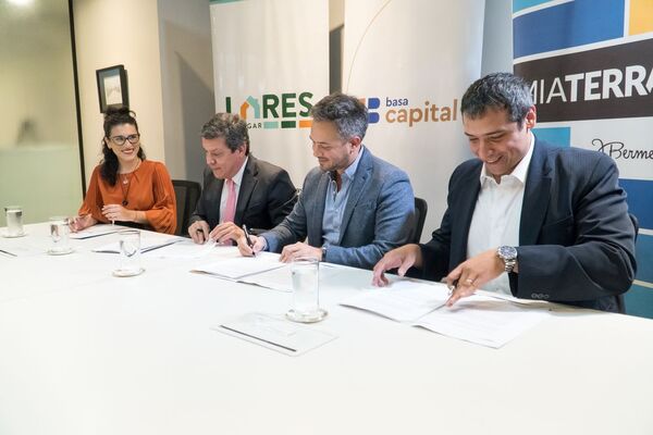 Basa Capital y Lares firman alianza para financiar proyectos de primera vivienda