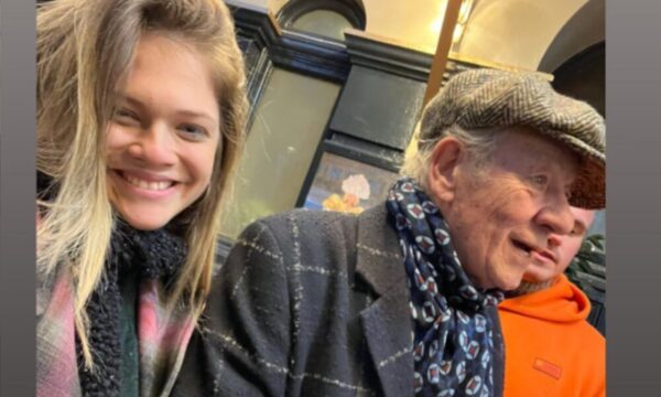 Fátima Fernández se encontró con famoso actor y reveló: “Estoy enamorada de un señor de 83 años”