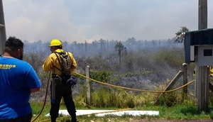 Incendio puso en peligro el peaje de la ruta Luque-San Ber, informan