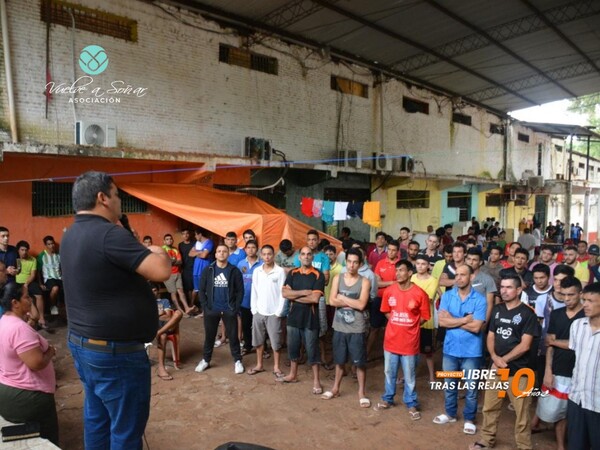 Desarrollan jornada de contención integral en la Penitenciaria de Ciudad del Este en el marco del proyecto Libre Tras las Rejas
