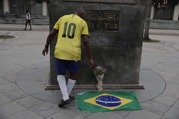 ¿Por qué a Edson Arantes do Nascimento le apodaron Pelé? - Fútbol Internacional - ABC Color