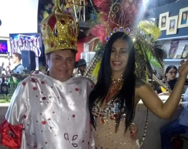 El “Rey Momo de la farándula” y sus musas ya se preparan para los carnavales 2023 - Te Cuento Paraguay