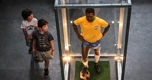 Banderas a media asta en la sede de la FIFA en honor al 'rey eterno' Pelé
