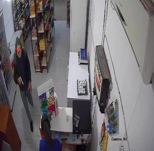 Roban un local comercial con arma de fuego en Villa Franca - Policiales - ABC Color