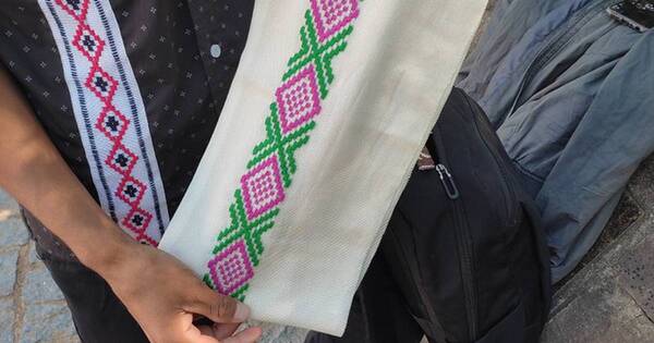 La Nación / Diseñador nativo pone en venta bordados confeccionados para la miss Universo Paraguay