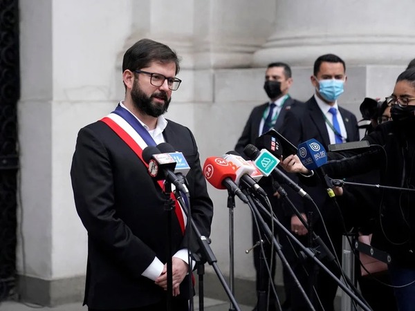 Presidente chileno indultó a presos por disturbios del 2019 y a ex guerrillero | 1000 Noticias