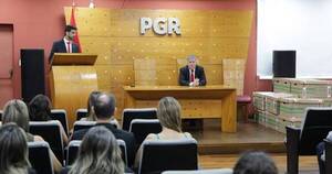 La Nación / Procuraduría recibió 70 equipos informáticos para delegados y administrativos