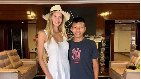 Leah Ashmore dijo que nunca tuvo un trato comercial con el diseñador Mbya