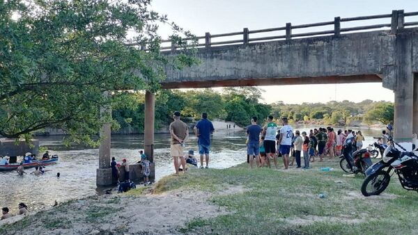 Niño desaparece en las aguas del río Ypané en Concepción