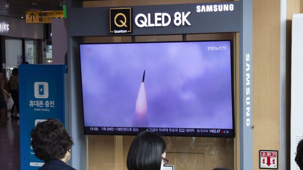 Corea del Norte lanza tres misiles balísticos de corto alcance, según Seúl