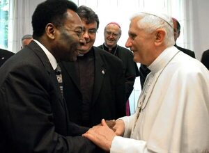 Herederos de Pelé se repartirán más de 100 millones de dólares - Fútbol Internacional - ABC Color