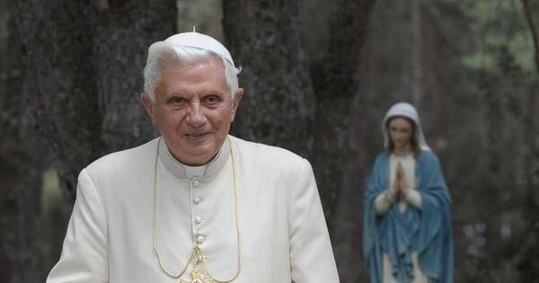 La Nación / Fallece el papa emérito, Benedicto XVI, a los 95 años de edad