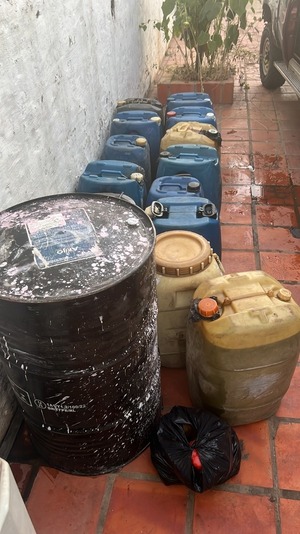 Incautan combustible de presunto contrabando | 1000 Noticias