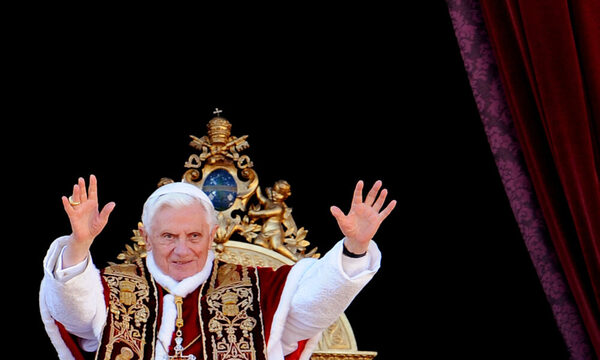 Muere Benedicto XVI, el papa que renunció arrastrado por los tumultos de la Iglesia