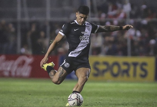 Olimpia rescindió con “Pollo” Recalde, confirma Regis