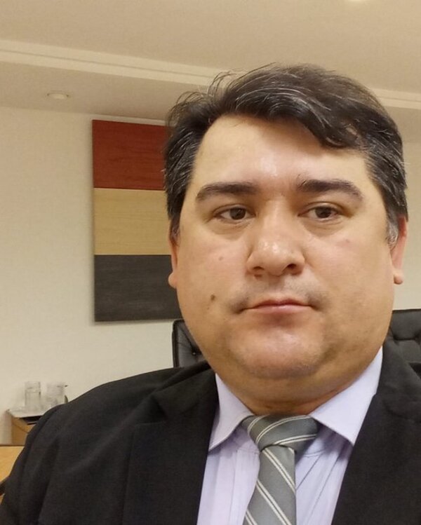 Abg, Ronaldo Morinigo. Que tus deseos se hagan realidad este nuevo año.
