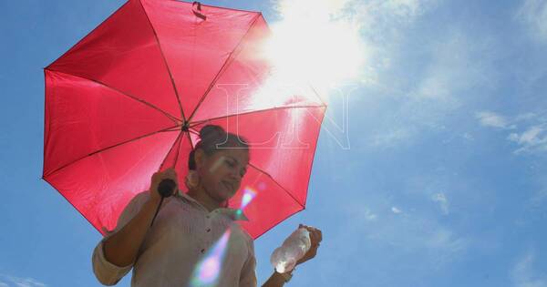 La Nación / Anuncian jornada calurosa y con lluvias para el primer día de año