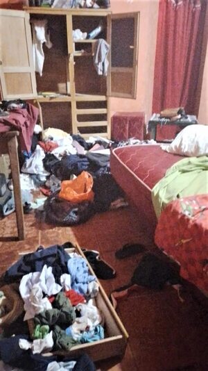 Salieron a celebrar el Año Nuevo y ladrones ingresaron a su casa - Nacionales - ABC Color