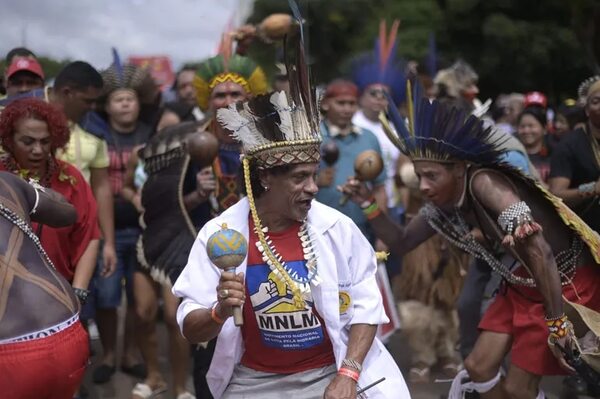Carnaval en Brasilia antes de investidura de Lula - Mundo - ABC Color