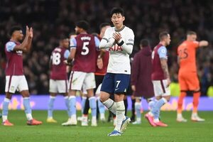 Premier League: Aston Villa ahonda en la herida del Tottenham - Fútbol de la Premier League - ABC Color