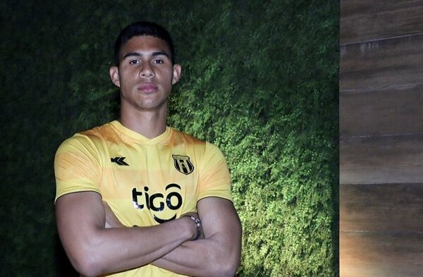 El dinero que pagó el Milan para llevarse a Devis Vásquez de Guaraní