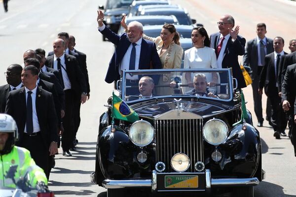 Lula jura como nuevo presidente de la República Federativa de Brasil