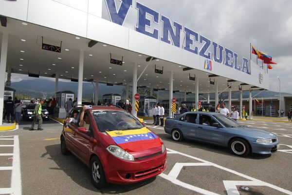 Colombia y Venezuela consolidan su integración con la apertura de un puente fronterizo - MarketData