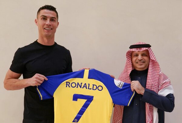 Cristiano Ronaldo jugará en Arabia Saudita hasta el 2025