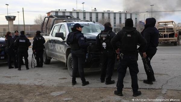 México: ataque armado contra una cárcel deja 14 muertos y una veintena de fugados