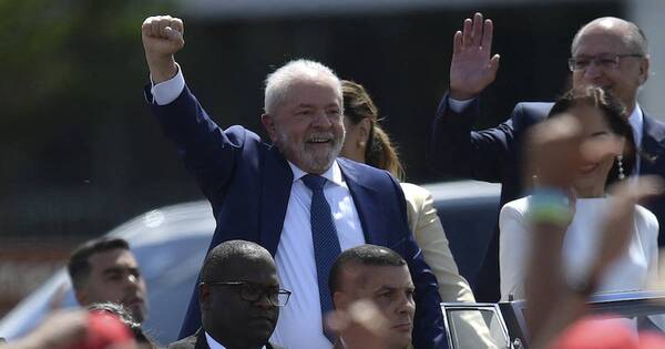 La Nación / Lula: “Asumo el compromiso de reconstruir el país junto al pueblo”
