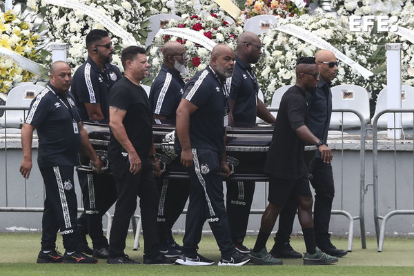 Diario HOY | Comienza el velatorio de Pelé