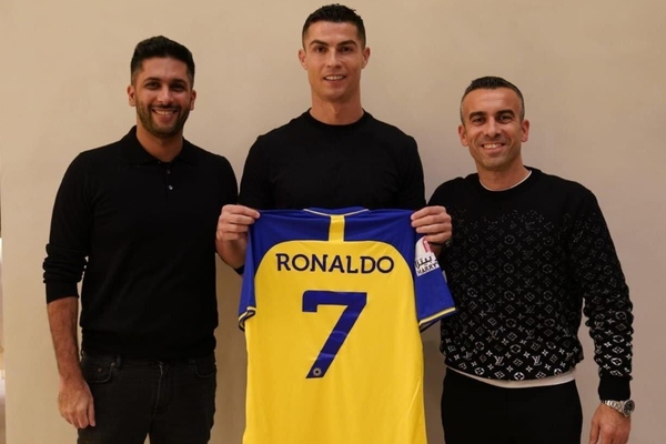 Diario HOY | Al Nassr presentará mañana a Cristiano Ronaldo