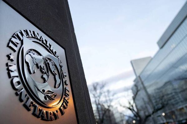 FMI advierte que un tercio de la economía mundial estará en recesión durante 2023