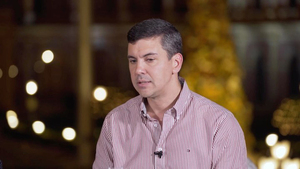 Santiago Peña: “Paraguay puede ser respuesta a crisis de partidos en América Latina” - Revista PLUS