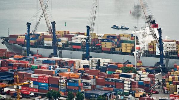 El FMI cree que un tercio de la economía mundial estará en recesión en 2023