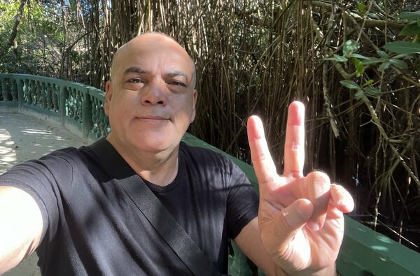 Bachi: El PLRA está secuestrado y hecho trizas por el eterno candidato, Efraín Alegre - ADN Digital