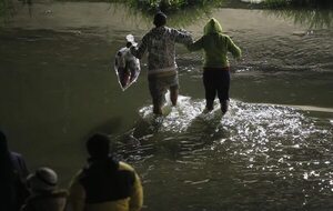 Miles de migrantes protestan para exigir asilo en la frontera sur de México - Mundo - ABC Color