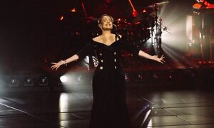Adele incrementa su fortuna en más de 13 millones de dólares