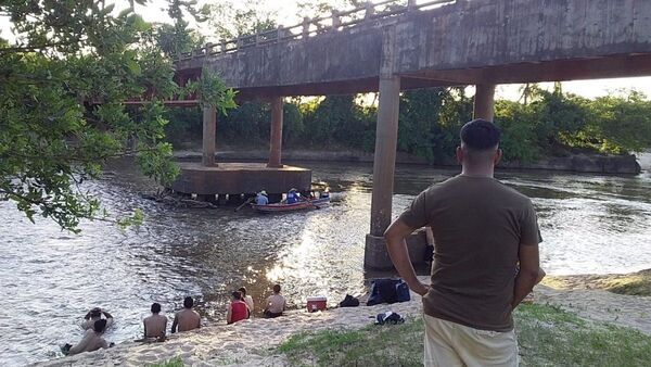 Dramático rescate de bañistas en Belén