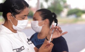 Instan a la población a completar esquema de vacunación