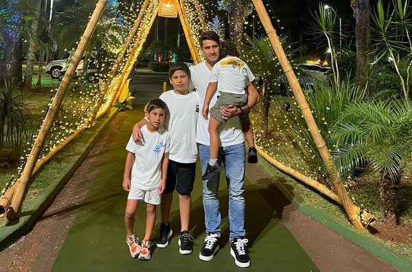 Iván Torres anunció que hará realidad un sueño de Vita Aranda - Gente - ABC Color