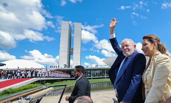 Lula revoca políticas clave de Bolsonaro en su primer día de gobierno
