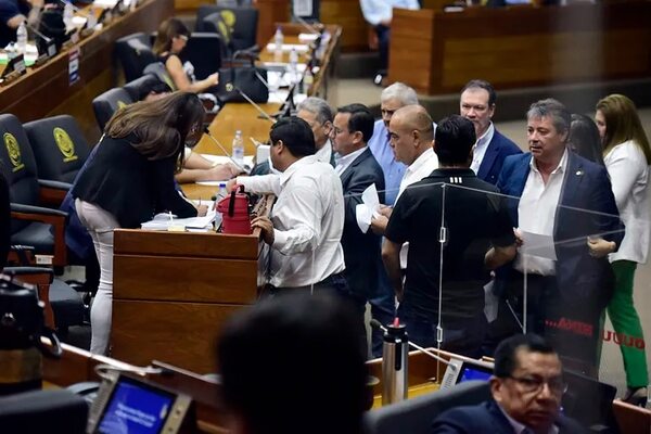 “Pacto cicatriz” podría “congelar” proyectos espinosos en Diputados - Política - ABC Color