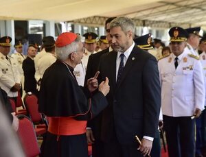 Abdo Benítez retorna tras breves vacaciones y asunción al cargo de Lula - Política - ABC Color