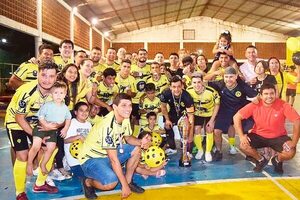 Fútbol de salón: Borussia, el mejor en Fernando - Polideportivo - ABC Color